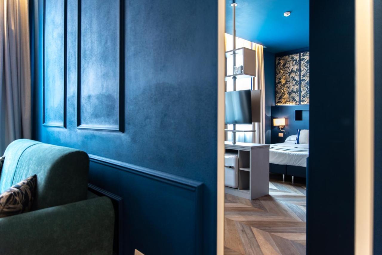 Hotel Monte Rosa Киавари Екстериор снимка
